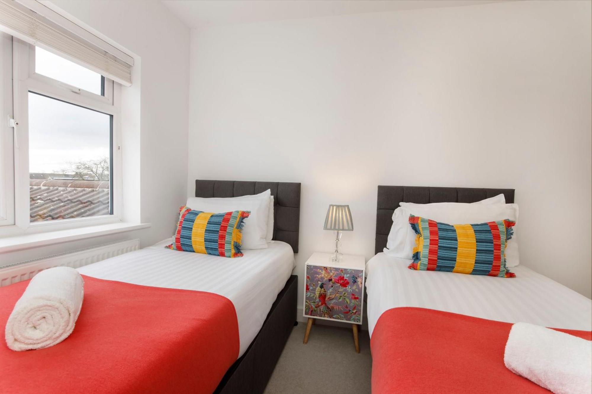 White House Apartments-Free Parking 1 Car Per Apartment York Zewnętrze zdjęcie