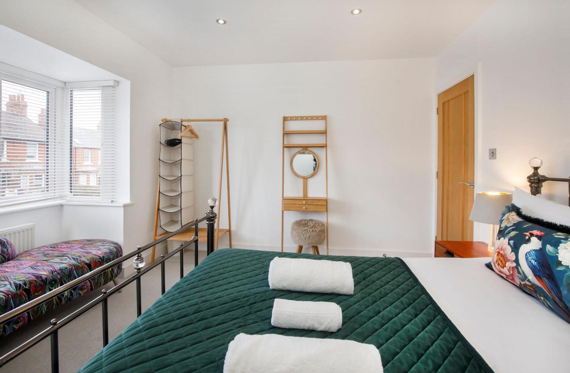 White House Apartments-Free Parking 1 Car Per Apartment York Zewnętrze zdjęcie