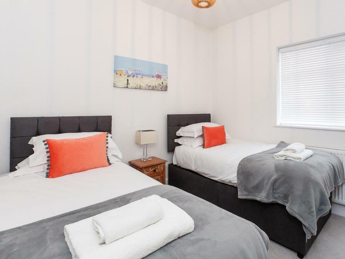 White House Apartments-Free Parking 1 Car Per Apartment York Zewnętrze zdjęcie